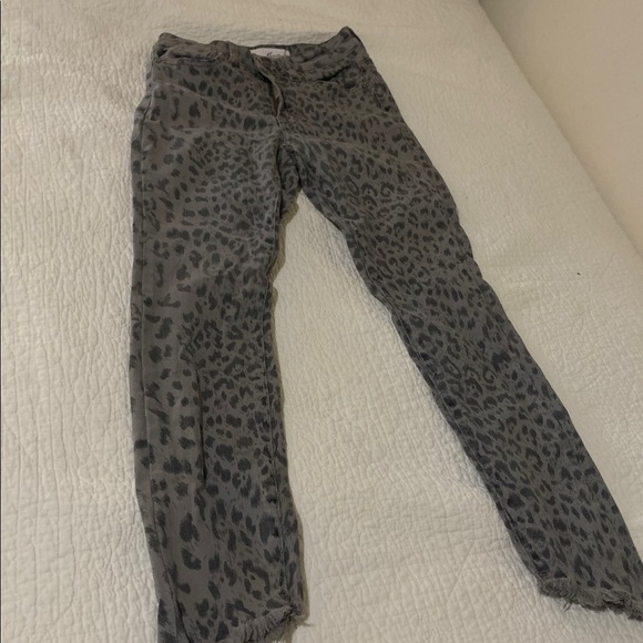 KanCan Gray Leopard High Rise Jeans - Picture 1 of 4